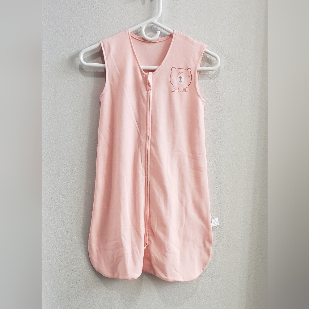 Pink sleep sack size medium 6 to 12 mos. NWNT